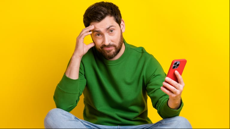 Atención: ya pueden clonar tu WhatsApp sin que te des cuenta. Cómo lo hacen y la manera de evitarlo. (Foto: AdobeStock)