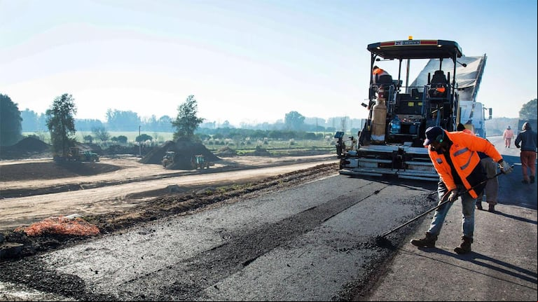 Desde que empezó la gestión, el Gobierno suspendió más del 70% de las obras que tenía bajo su órbita. (Foto: Noticias Argentinas)