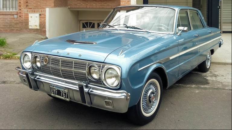 El legado del Falcon perdura en el paisaje argentino. Un clásico que evoca nostalgia y pasión por la industria automotriz nacional. (Foto: Adobe Stock)