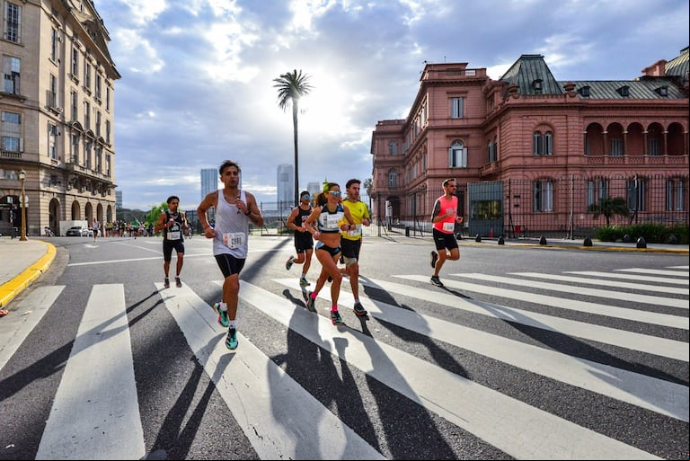 Los 21k de Buenos Aires pasarán por los lugares más emblemáticos de la Ciudad. (Foto: Fotorun).