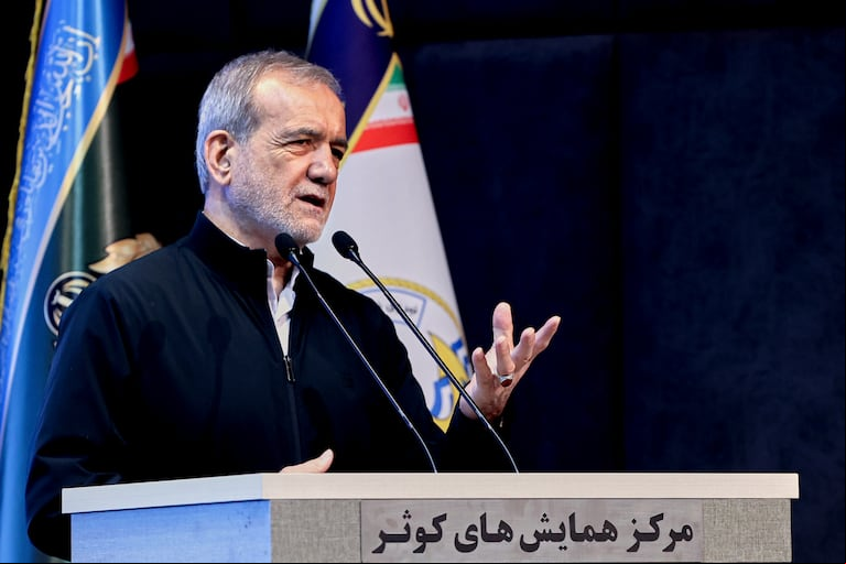 Masoud Pezeshkian, presidente de Irán. (Foto: Oficina de la Presidencia de Irán vía AP)