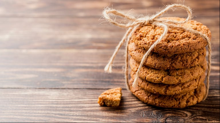 Una receta de galletitas que no necesita azúcar agregada. (Foto: Freepik).