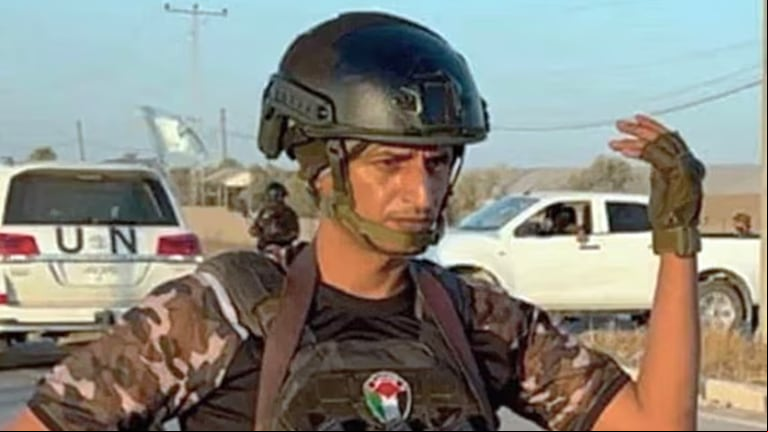 Yasser Abu Shabab, líder del grupo palestino anti-Hamas (Foto: Fuerzas Populares/Facebook/The Guardian)